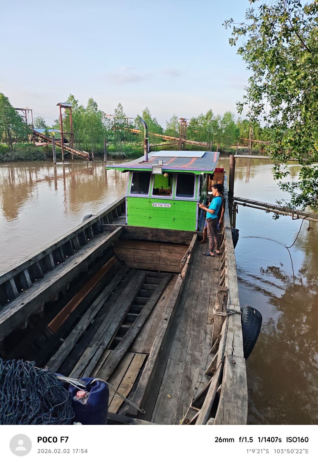 Solar Transportasi Sungai