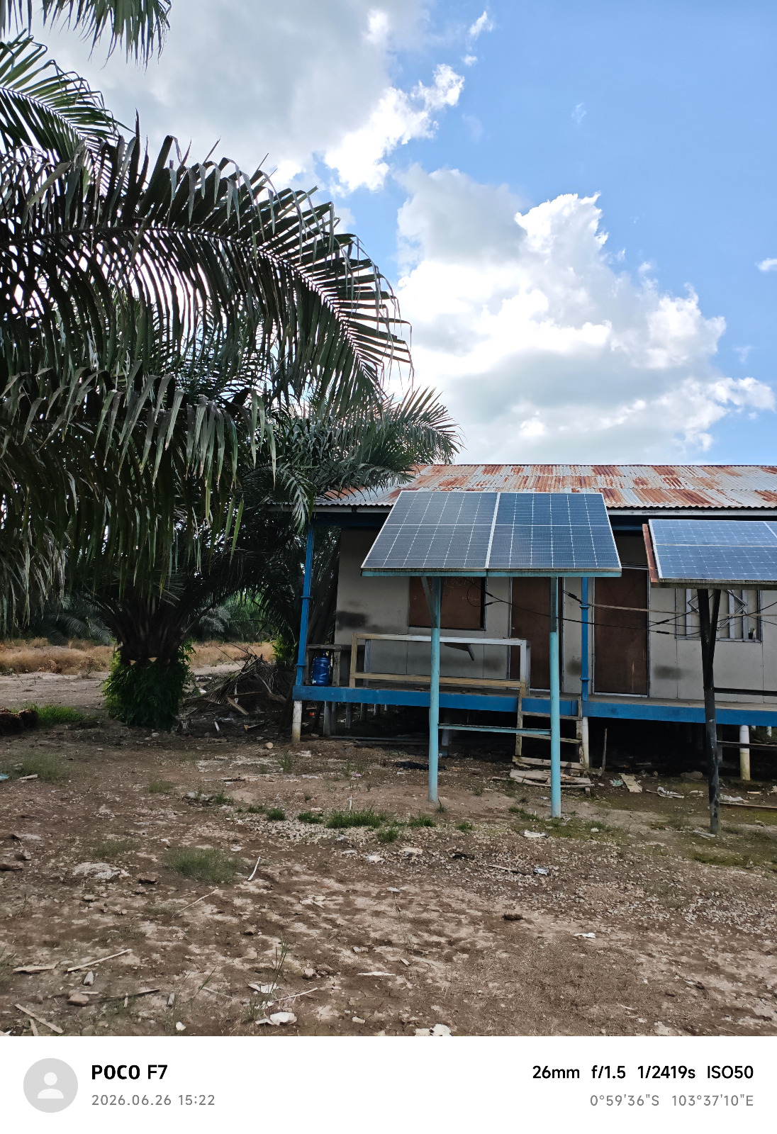 Off-Grid Tiang Biru Kebun